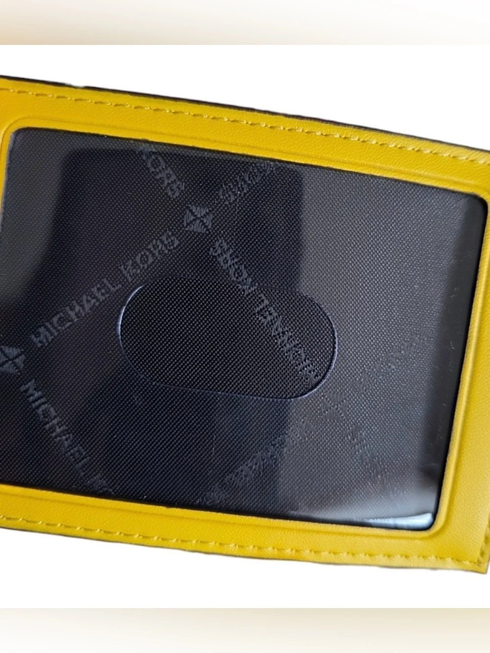Michael Kors Men's Yellow Mustard Pebbled Leather Card Holder new - Picture 2 of 4